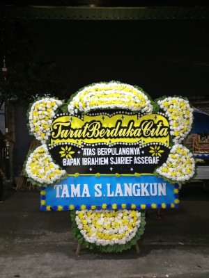 Papan Bunga Duka di Wongsorejo
